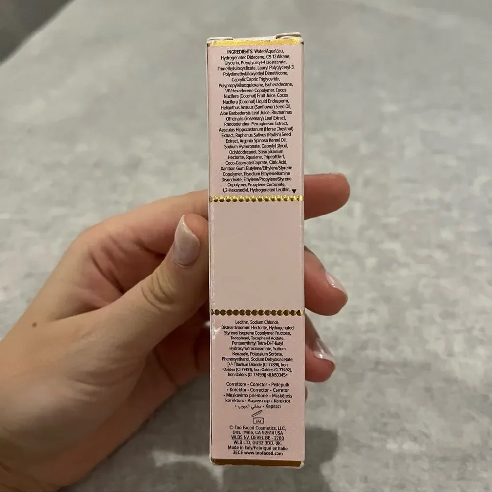 Too Faced Born This Way Ethereal Light Concealer - Hot Cocoa